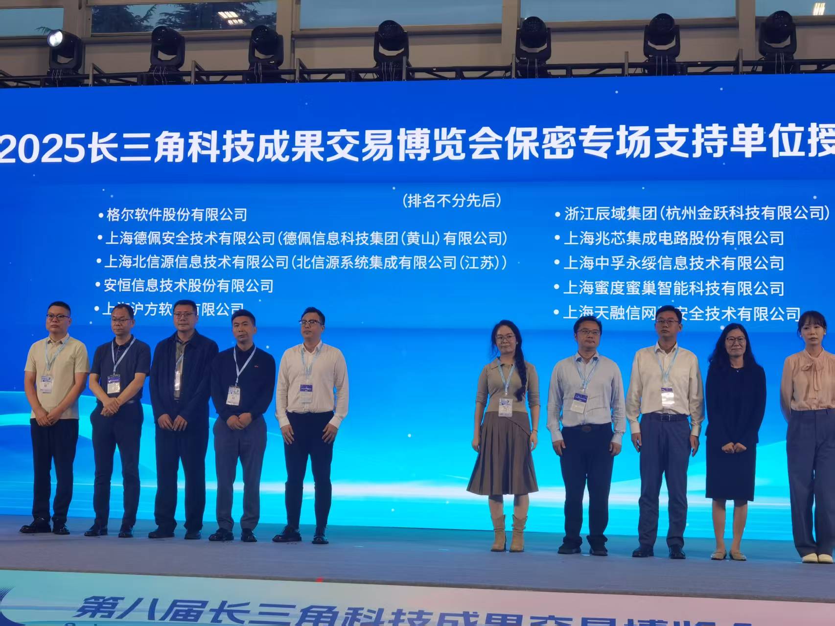 1760690370219117.jpg 9624061d8f614592fcfd3ac5f371dd4c.jpg